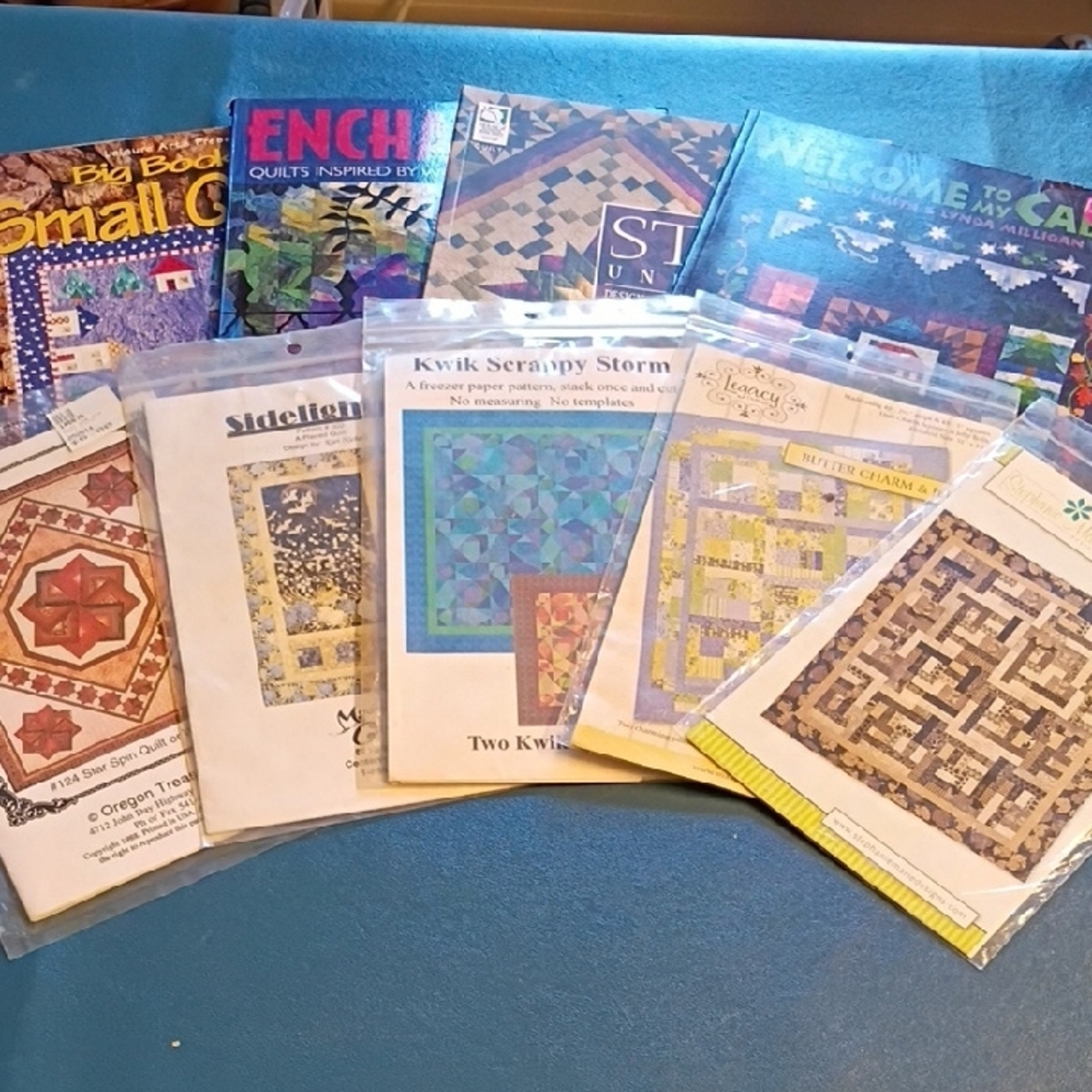 Multiples Quilting Pattern Collection - Blue, Purple, Red - Picture 2 of 3